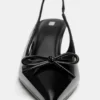 High Heels aus Lackleder mit Schleife