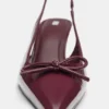 High Heels aus Lackleder mit Schleife