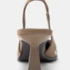 High Heels mit Nieten