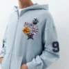 Hoodie mit Aufnähern und Reißverschluss