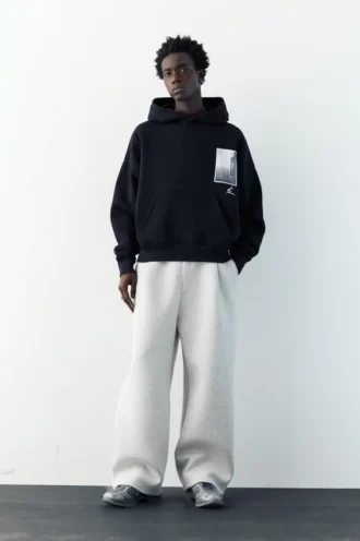 Hoodie mit Grafikprint