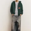 Hoodie mit Reißverschluss und Aufnähern