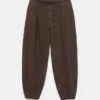 Hose mit tiefem Schritt und elastischem Bund Hose mit tiefem Schritt und elastischem Bund