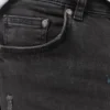 Jeans im Karotten-Schnitt mit Farbspritzern