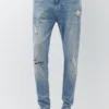 Jeans im Karotten-Schnitt mit Farbspritzern