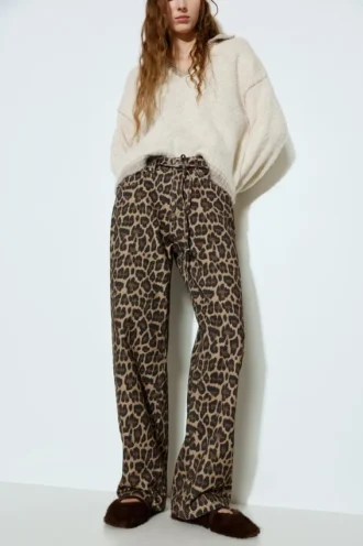 Jeans mit Leopardenmuster und Kordelzug