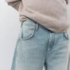 Jeans mit Naht