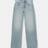 Jeans mit niedriger Leibhöhe und geradem Bein Jeans mit niedriger Leibhöhe und geradem Bein