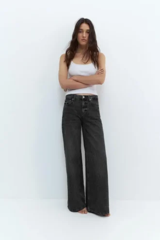 Jeans mit niedriger Leibhöhe und weitem Bein