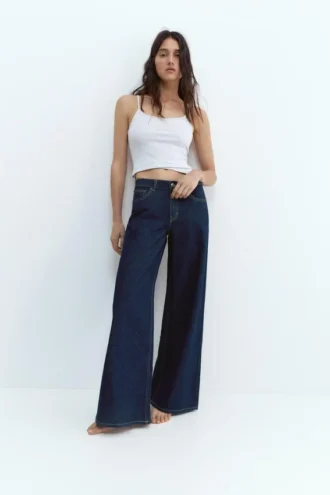 Jeans mit niedriger Leibhöhe und weitem Bein