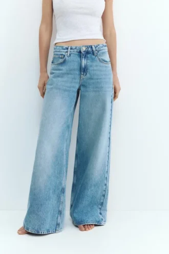 Jeans mit niedriger Leibhöhe und weitem Bein