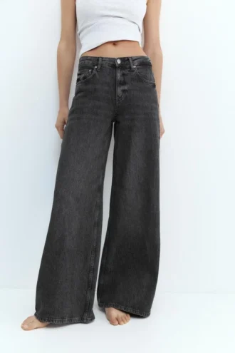 Jeans mit niedriger Leibhöhe und weitem Bein