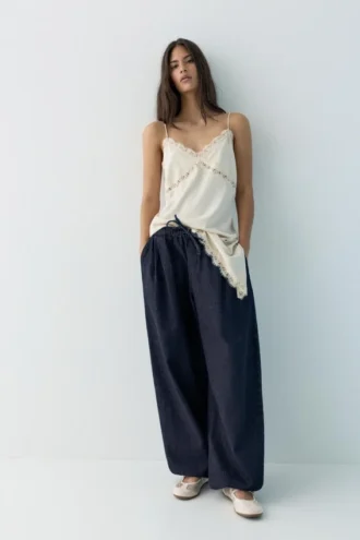 Jeans mit tiefem Schritt