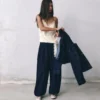 Jeans mit tiefem Schritt Jeans mit tiefem Schritt