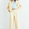Jeans mit verstellbarer Taille und Ballon-Schnitt Jeans mit verstellbarer Taille und Ballon-Schnitt