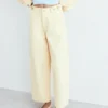 Jeans mit verstellbarer Taille und Ballon-Schnitt Jeans mit verstellbarer Taille und Ballon-Schnitt