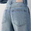 Jeans mit verstellbarer Taille und Ballon-Schnitt Jeans mit verstellbarer Taille und Ballon-Schnitt