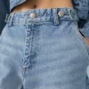 Jeans mit verstellbarer Taille und Ballon-Schnitt Jeans mit verstellbarer Taille und Ballon-Schnitt