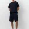 Jogger-Bermudashorts und T-Shirts im Set