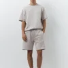 Jogger-Bermudashorts und T-Shirts im Set