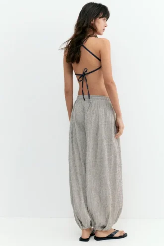 Karierte Hose mit tiefem Schritt