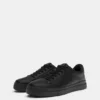 Klobige Basic-Sneaker