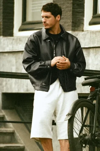 Kunstleder-Jacke mit Knebelverschlüssen