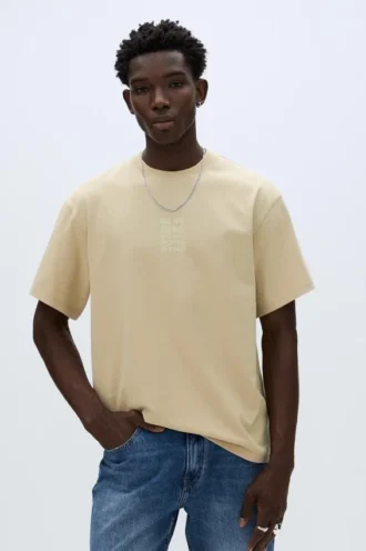 Kurzarm-T-Shirt mit Slogan