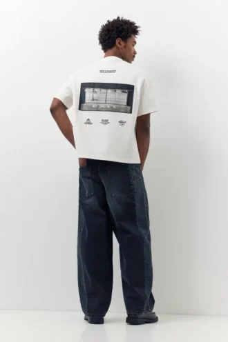 Kurzärmeliges Sweatshirt mit grafischem Aufdruck und geradem Schnitt