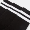 Lange gestreifte Socken