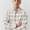 Langärmliges Karo-Hemd