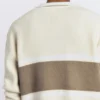 Langärmliges Strick-Poloshirt mit Textdetail Langärmliges Strick-Poloshirt mit Textdetail
