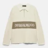 Langärmliges Strick-Poloshirt mit Textdetail Langärmliges Strick-Poloshirt mit Textdetail
