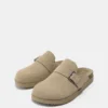 Leder-Clogs mit Schnalle Leder-Clogs mit Schnalle