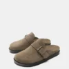 Leder-Clogs mit Schnalle Leder-Clogs mit Schnalle