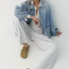 Leder-Clogs mit Schnalle Leder-Clogs mit Schnalle