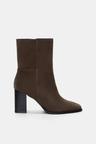 Leder-Stiefel mit hohem Absatz