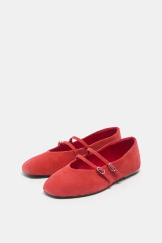 Lederballerinas mit Riemchen