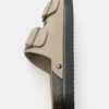 Ledersandalen mit Schnallen