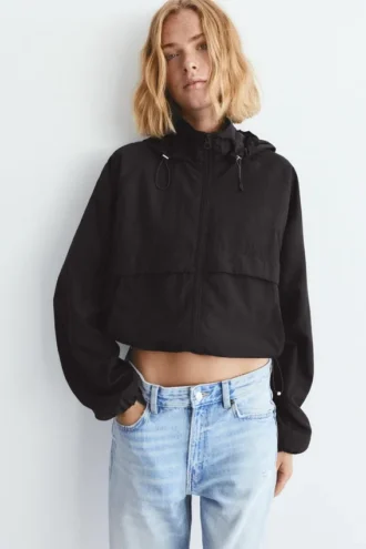Leichte Kapuzenjacke