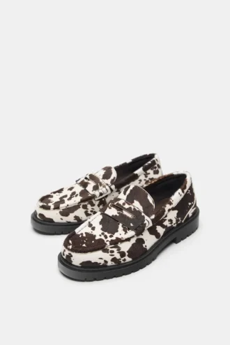 Loafer aus Leder mit Kuhfellmuster