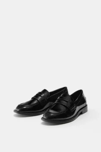 Loafer in Lackoptik