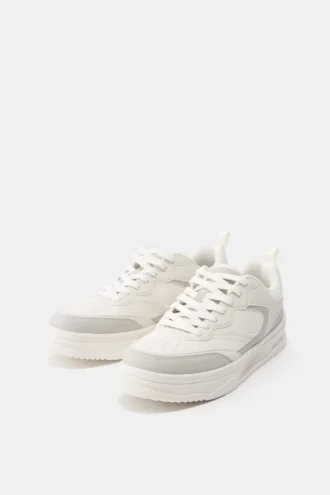 mehrteilige stwd sneaker 2 330x495 - Mehrteilige STWD-Sneaker
