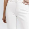 Mom-Jeans mit hoher Taille