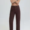 Mom-Jeans mit hoher Taille