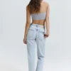 Mom-Jeans mit Rissen