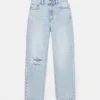Mom-Jeans mit Rissen