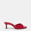 Mules mit hohem Absatz Mules mit hohem Absatz
