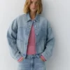 Overshirt aus Denim in Boxy-Passform Overshirt aus Denim in Boxy-Passform