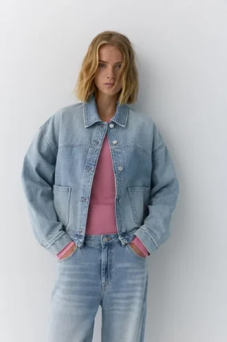 Overshirt aus Denim in Boxy-Passform Overshirt aus Denim in Boxy-Passform